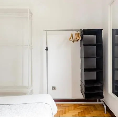 Full 3-room Downtown Casa Do Livro Boavista Oporto