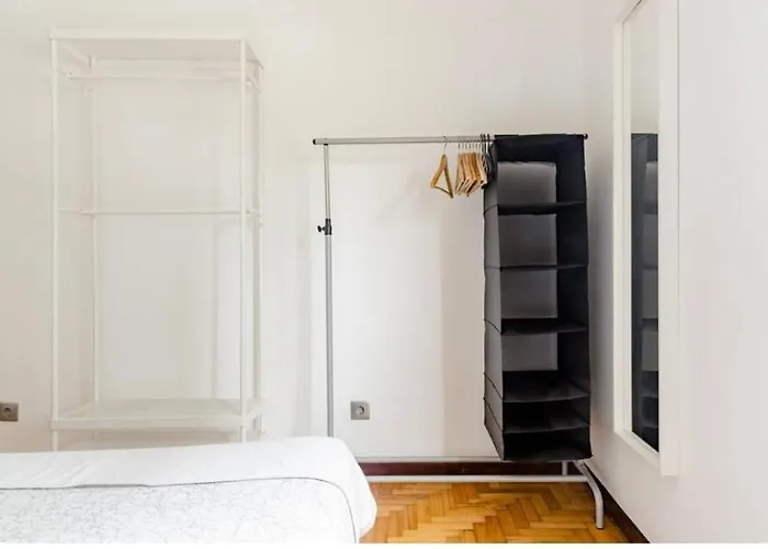 Full 3-room Downtown Casa Do Livro Boavista Oporto