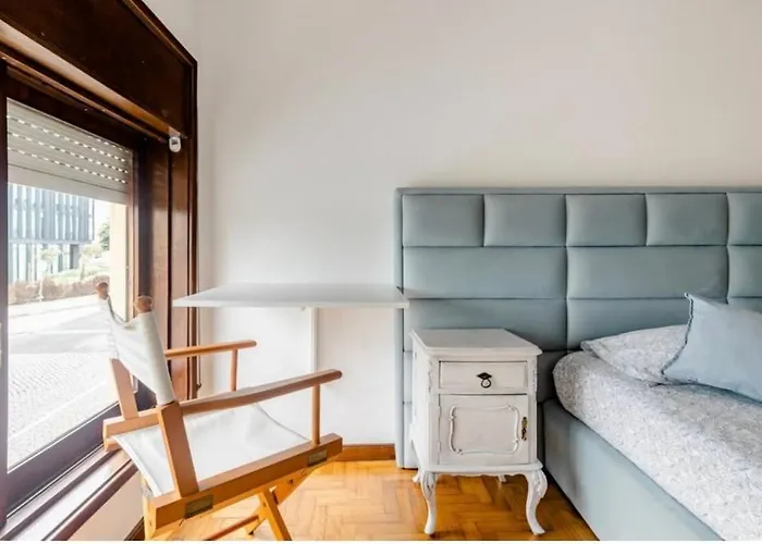 아파트 Full 3-room Downtown Casa Do Livro Boavista 포르투